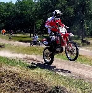 Meet your Posher, Levi